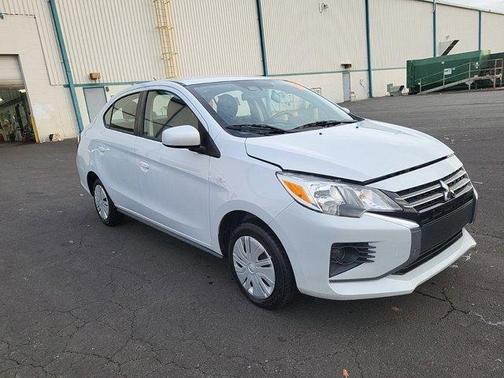 White Diamond 2024 Mitsubishi Mirage G4 Black Edition