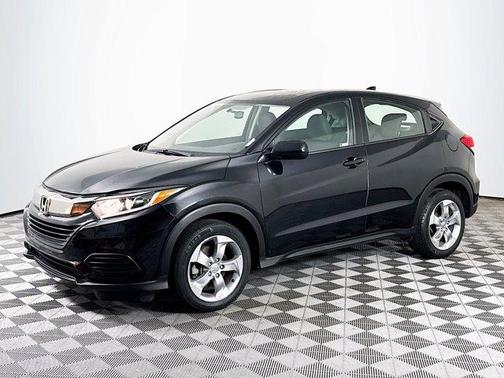 Crystal Black Pearl 2021 Honda HR-V LX