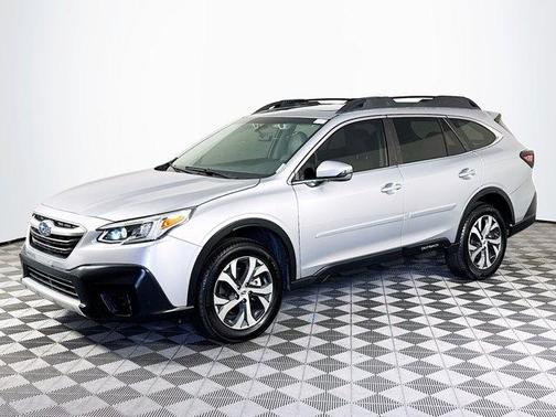 Ice Silver Metallic 2022 Subaru Outback Limited