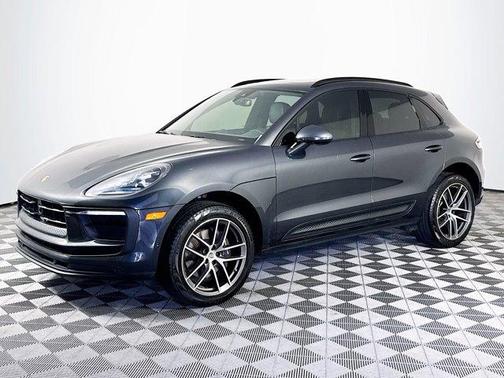 2023 Porsche Macan Base
