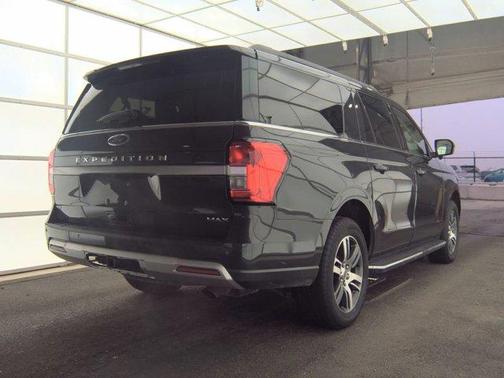 2022 Ford Expedition Max XLT