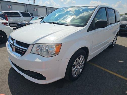 White Knuckle Clearcoat 2017 Dodge Grand Caravan SE
