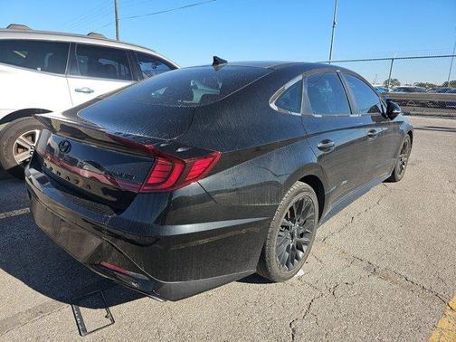 Phantom Black 2021 Hyundai SONATA Limited