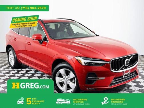 2022 Volvo XC60 B5 Momentum