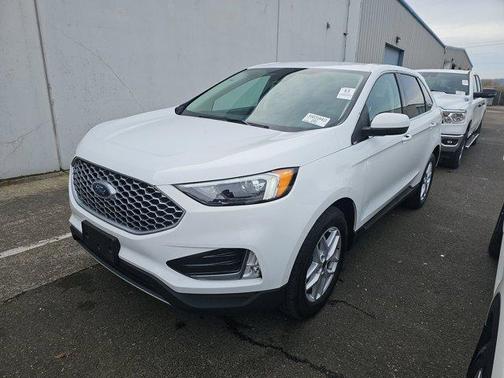 Oxford White 2023 Ford Edge SEL