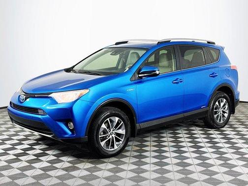 2016 Toyota RAV4 Hybrid XLE