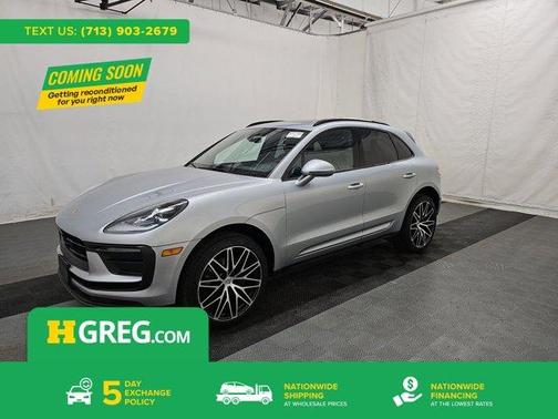 2023 Porsche Macan Base