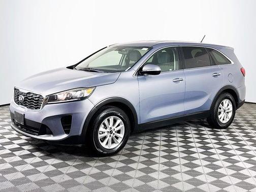 Everlasting Silver 2019 Kia Sorento L