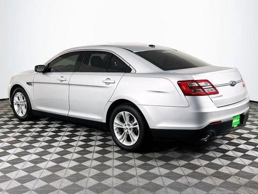 2018 Ford Taurus SE