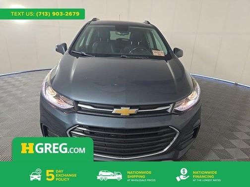 Shadow Gray Metallic 2022 Chevrolet Trax LT