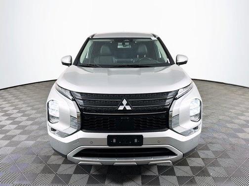 2022 Mitsubishi Outlander Black Edition