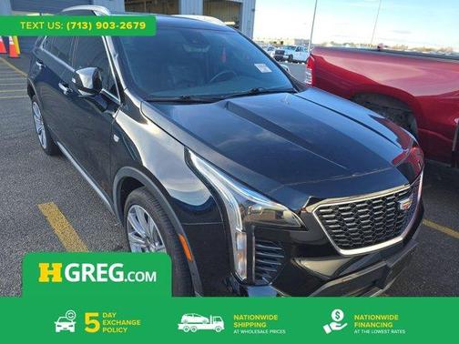 2022 Cadillac XT4 Premium Luxury