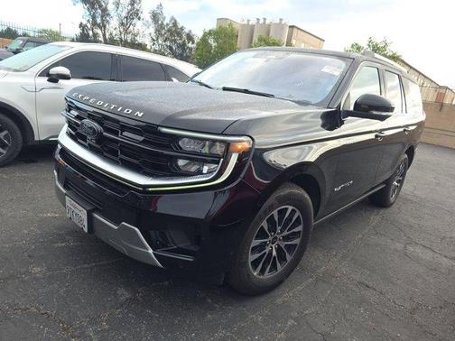 Agate Black Metallic 2025 Ford Expedition Platinum