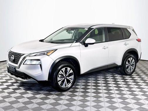 Brilliant Silver Metallic 2023 Nissan Rogue SV