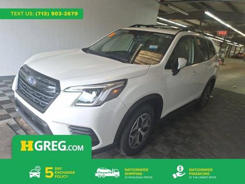 Crystal White Pearl 2024 Subaru Forester Premium