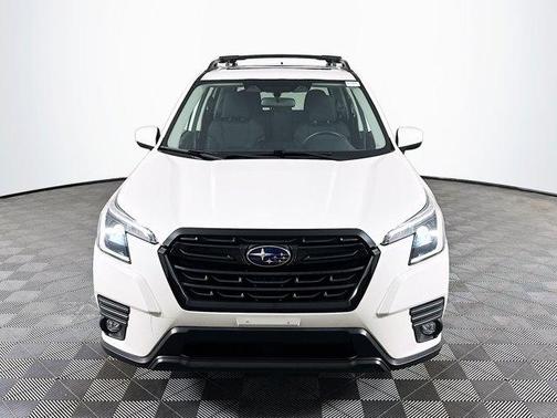 Crystal White Pearl 2024 Subaru Forester Premium