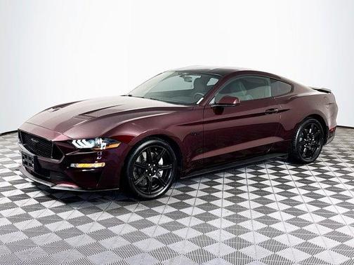 Royal Crimson Metallic Tinted Clearcoat 2018 Ford Mustang GT