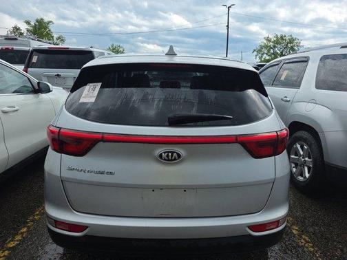 Sparkling Silver 2018 Kia Sportage LX