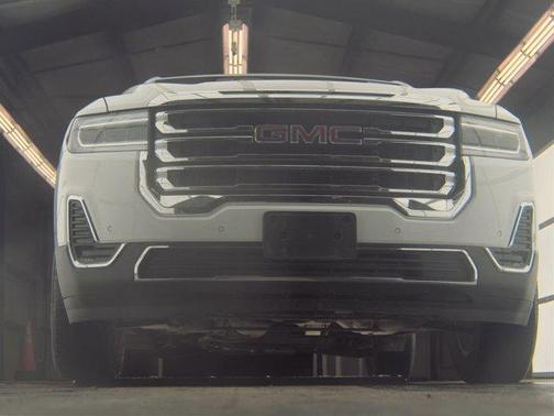 Summit White 2023 GMC Acadia SLE