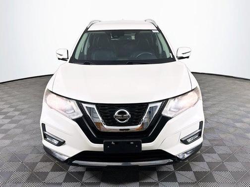 White 2017 Nissan Rogue SL