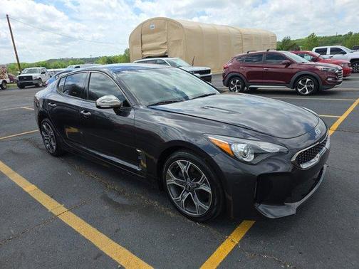 Metal 2020 Kia Stinger GT-Line