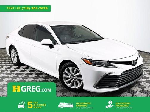 White 2022 Toyota Camry LE