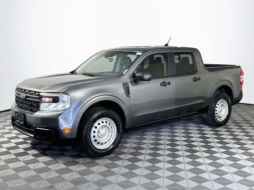 Carbonized Gray Metallic 2023 Ford Maverick XL
