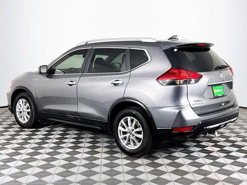 Gun Metallic 2017 Nissan Rogue SV