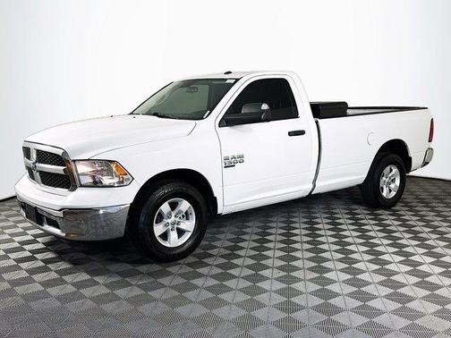 Bright White Clearcoat 2022 RAM 1500 Classic Tradesman