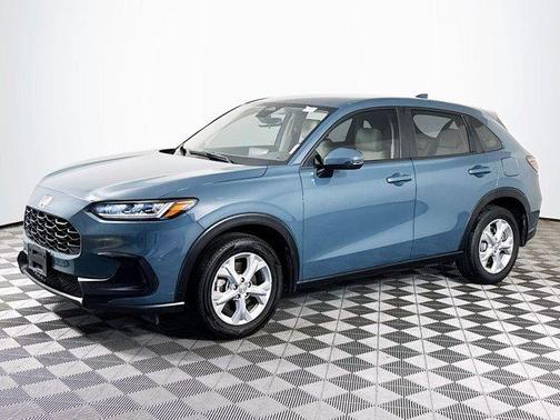 Pearl 2024 Honda HR-V LX