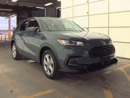 Pearl 2024 Honda HR-V LX