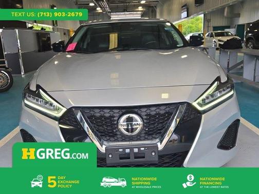 Brilliant Silver Metallic 2022 Nissan Maxima SV