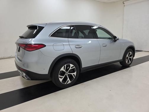 MANUFAKTUR Cirrus Silver 2025 Mercedes-Benz GLC 350e Base