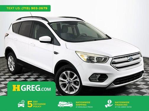 Oxford White 2018 Ford Escape SE