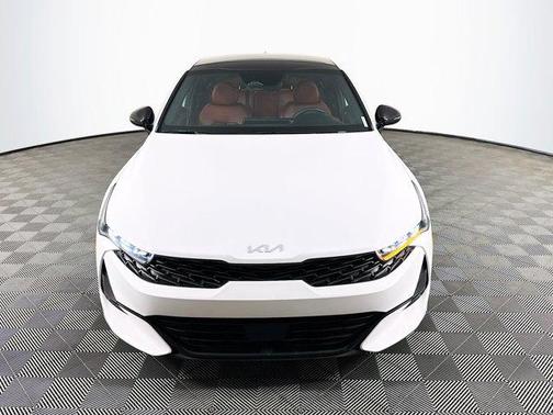 Glacial White Pearl 2024 Kia K5 GT-Line
