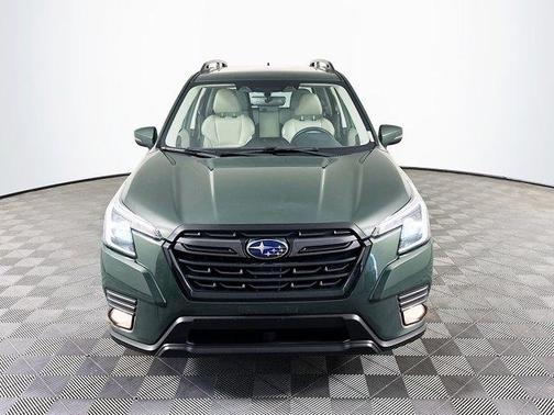 Cascade Green Silica 2023 Subaru Forester Limited