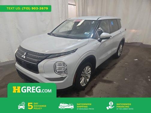 2024 Mitsubishi Outlander ES