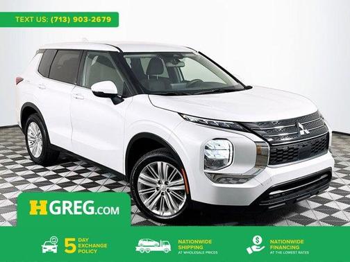 2024 Mitsubishi Outlander ES