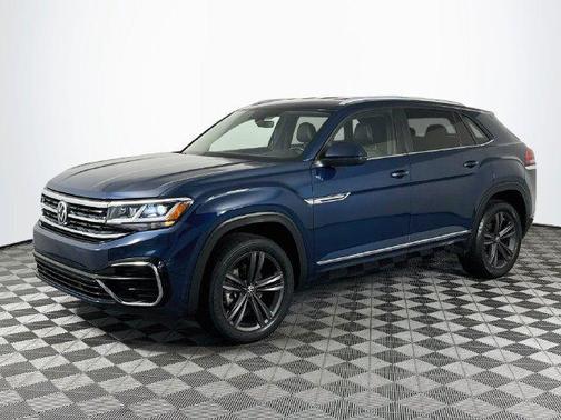 Blue Metallic 2021 Volkswagen Atlas Cross Sport 3.6L V6 SE w/Technology R-Line