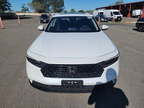 Platinum White Pearl 2024 Honda Accord EX