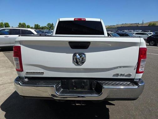 Bright White Clearcoat 2024 RAM 2500 Big Horn