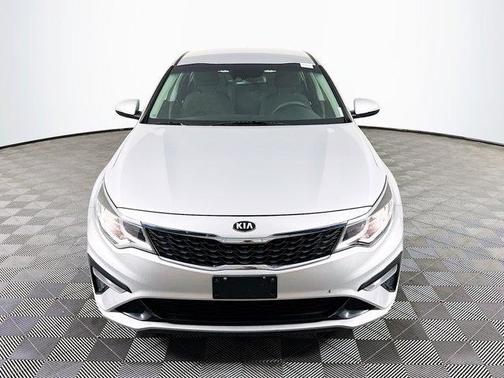 Sparkling Silver 2019 Kia Optima LX