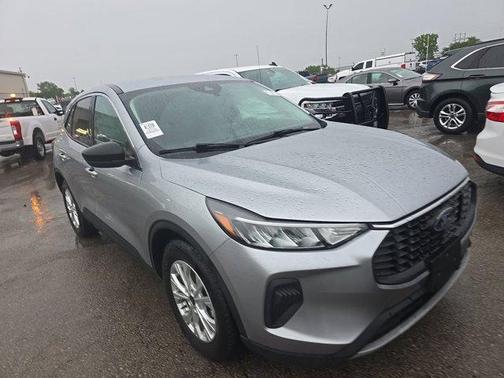 Iconic Silver Metallic 2023 Ford Escape Active
