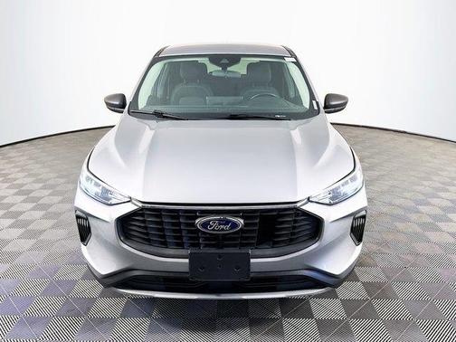 Iconic Silver Metallic 2023 Ford Escape Active