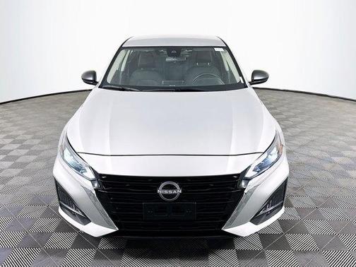 Brilliant Silver Metallic 2024 Nissan Altima 2.5 S