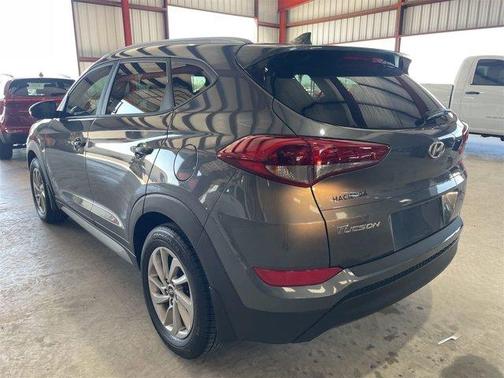 2017 Hyundai TUCSON SE Plus