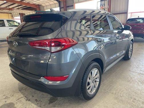 2017 Hyundai TUCSON SE Plus