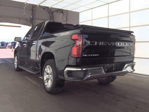 Black 2021 Chevrolet Silverado 1500 LT