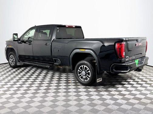 Onyx Black 2023 GMC Sierra 2500 AT4