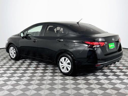Super Black 2025 Nissan Versa 1.6 S